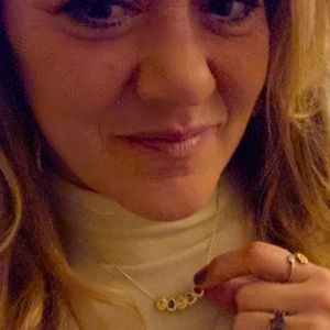 Meet your Posher, Lynette